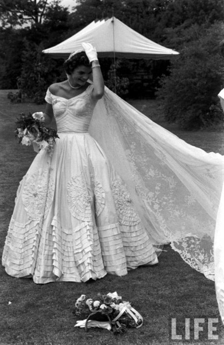 Jackie o wedding dress sales valentino