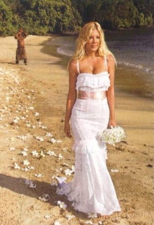 Casual Beach Wedding Dresses Glammed Up